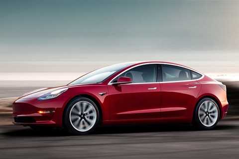 Tesla says all new Model 3s now qualify for full $7,500 tax credit