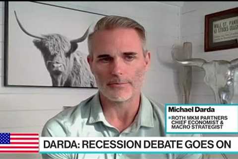 Unsettling Signs: US Economy Slows and Disinflates, Darda of Roth MKM Warns of Troubling Trends