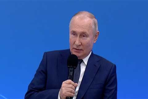 Putin taught a lesson for Russia's new school curriculum, which includes instructions on how to..