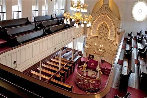 Exploring the Most Popular Jewish Synagogues in Central Maryland