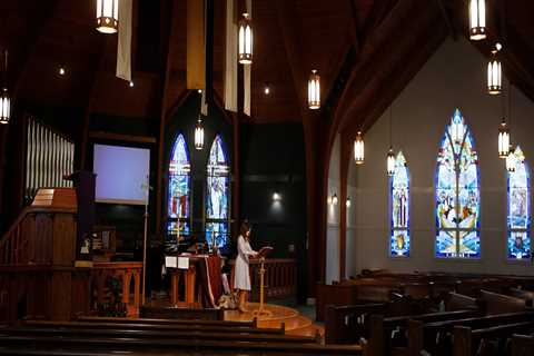 Online Giving Solutions for Christian Churches in Delaware, Ohio