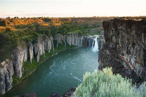 Non-Renewable Technologies: Generating Electricity and Natural Gas in Post Falls, Idaho