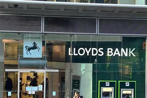 Lloyds focuses on disciplined spending