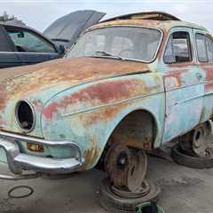 Junkyard Gem: 1960 Renault Dauphine