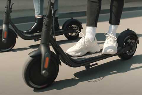 Ignore the winter blues and get a Segway Ninebot F25 electric scooter for nearly half-off