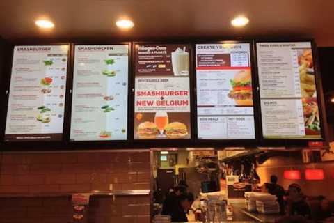 Revolutionizing Restaurant Communication: Digital Displays for Enhanced Service