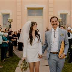 Eccentric & Intimate Marfa Wedding Full of Unique Touches