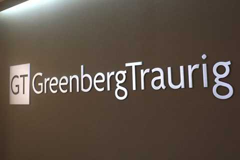 White & Case Japan Team Walks to Greenberg Traurig