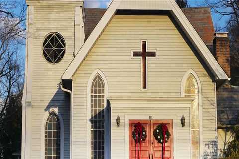 How Baptist Associations in Valrico, Florida Help Local Churches