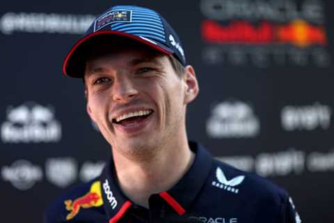 Verstappen says he plans to fulfil his Red Bull contract to 2028 amid Mercedes switch rumors