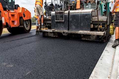 What is the Expertise Level of Paving Contractors in Suffolk County, New York?