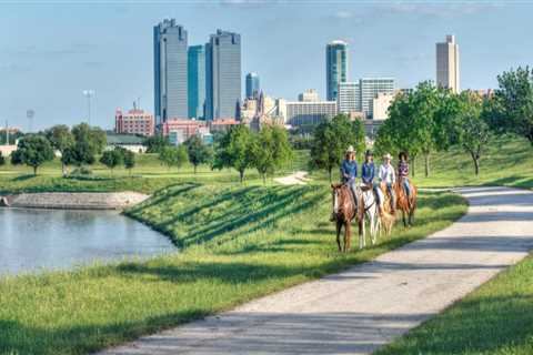 The Best Trails for a Quick Lunchtime Run in Fort Worth, Texas