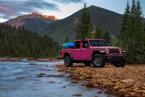 Jeep CEO confirms Gladiator getting a 4xe trim next year