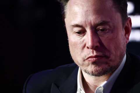 Elon Musk runs successful companies. That doesn't mean he does it well, HR experts say.