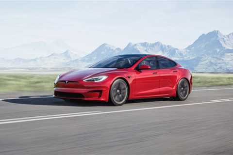 Tesla recalling 125,000 cars over seatbelt warning failure