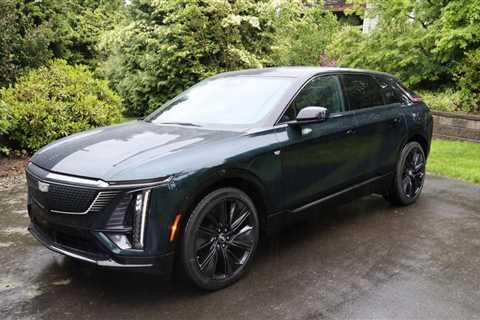 14 thoughts about the 2024 Cadillac Lyriq, the car that's excited to see you