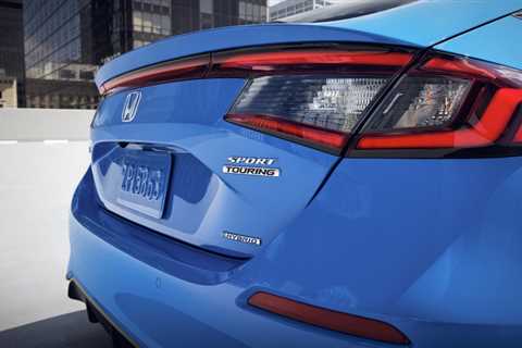 AAA survey confirms the trend: More buyers worry about EVs, favor hybrids