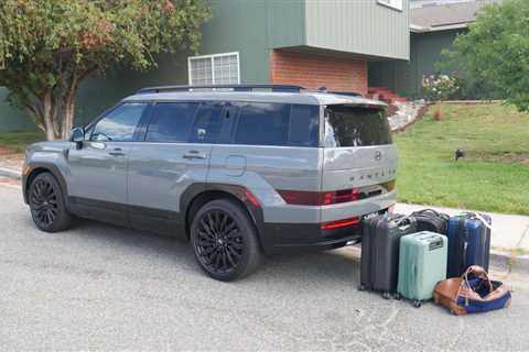 Hyundai Santa Fe Luggage Test: How much fits behind the third row?