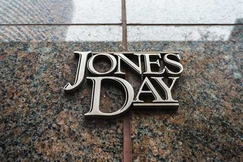 Former Jones Day Associates Will Get a Trial in Dad Bias Suit