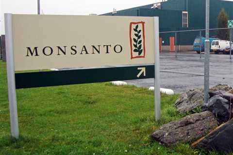 Monsanto Moves to Pause PCB Trial That Starts This Week