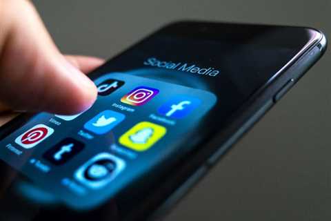 Critical Mass With Law.com's Amanda Bronstad: Judge Advances Addiction Claims Against Social Media, ..