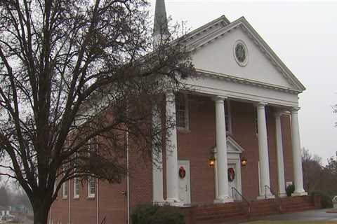The Average Size of Community Church Congregations in Northeastern North Carolina