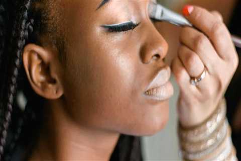 The Ultimate Guide to Makeup Sessions with a Central Virginia Makeup Artist
