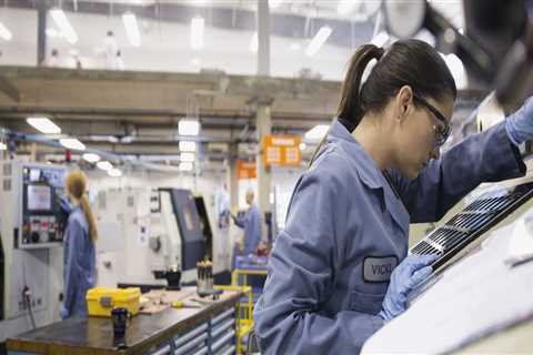The Top Industries Driving Economic Growth in Kent County, Michigan