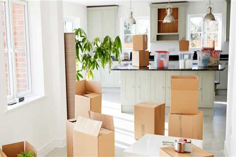 A Complete Guide to What Moving and Storage Services Offer Homeowners