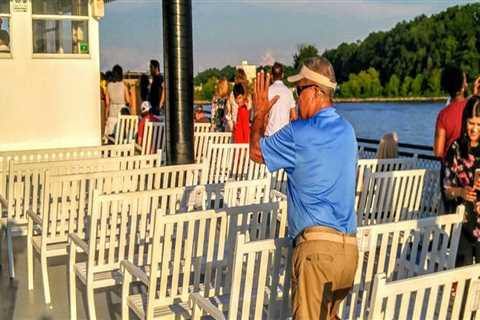 Exploring the Best Boatyards in Calvert County, MD: Discounts for Military and Senior Citizens