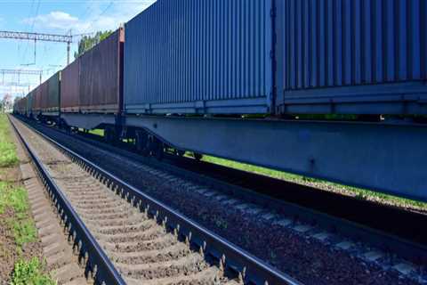What Businesses Should Know Before Choosing Rail Freight