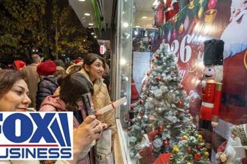 TRILLION-DOLLAR Christmas?: Breaking down holiday spending trends