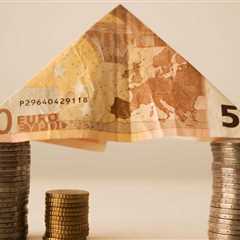 Why Some Couples Quietly Keep Separate Finances Forever