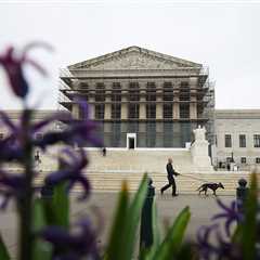 Court allows Steve Bannon to move forward on dismissal of criminal charges against him