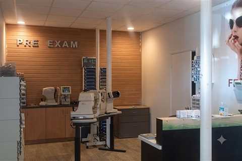 Optometrist